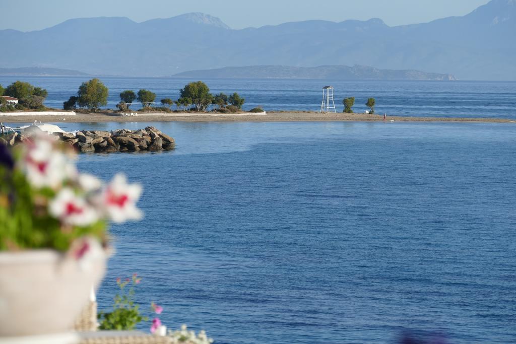 Kekrifalia Hotel Szkála Kültér fotó